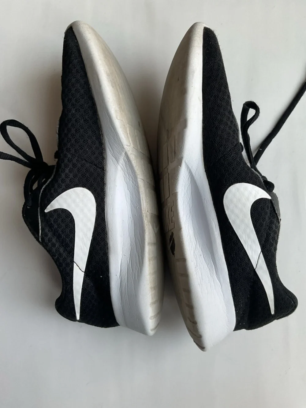Nike Trainers - Picture 5 of 8